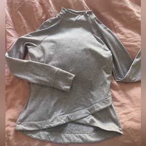 Super comfy elongated back activewear gray top